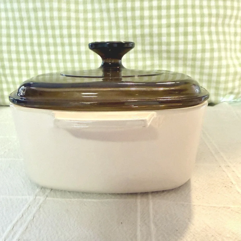 Vintage 90's Corning Ware Abundance Casserole 1.5L Dish With Amber Pyrex Lid